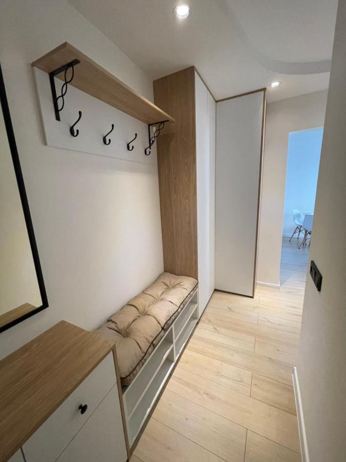 Mb Livinga Apartamentai Taikos G Mazeikiai Bagian luar foto